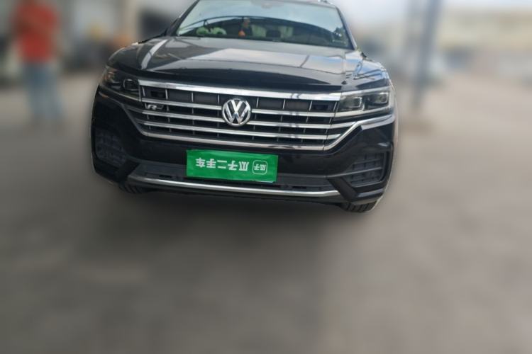 Used Volkswagen Touareg 2020 2.0 TSI RuiShang Edition China VI Standard Front