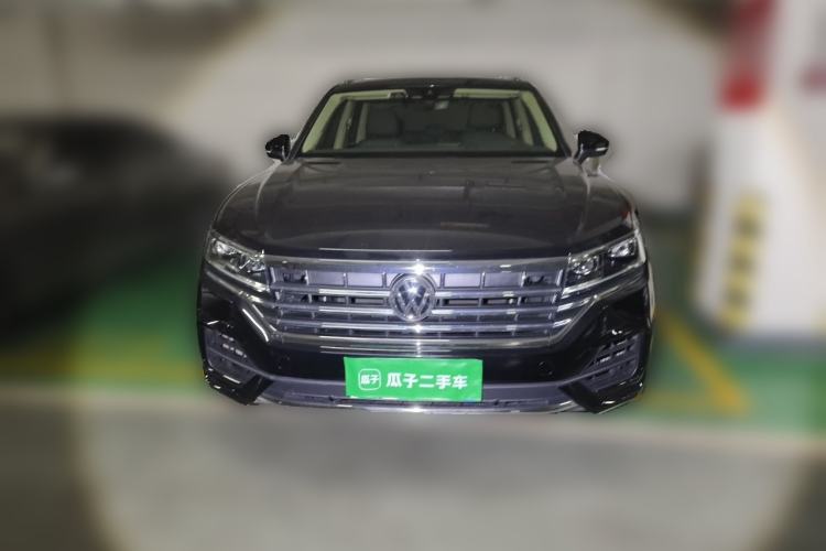 Used Volkswagen Touareg 2020 3.0 TSI Luxury Edition China VI Front