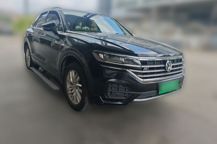 Used Volkswagen Touareg 2020 2.0 TSI RuiShang Edition China VI Standard Front Right 45 Deg