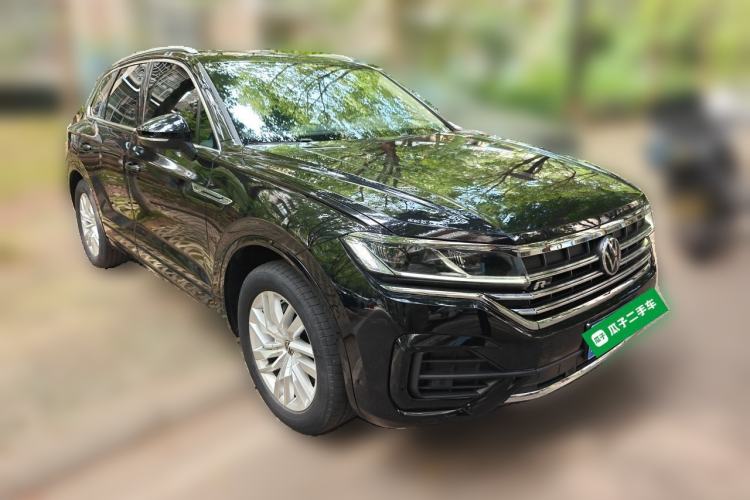Used Volkswagen Touareg 2020 2.0 TSI RuiShang Edition China VI Standard Front Right 45 Deg