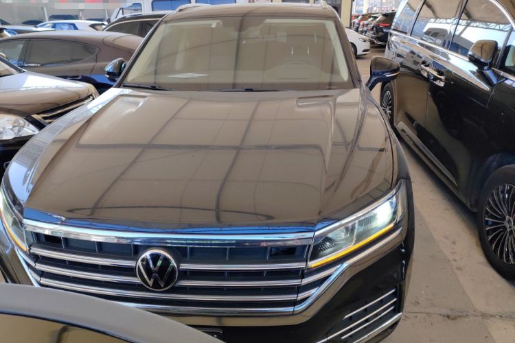 Used Volkswagen Touareg 2020 2.0 TSI RuiShang Edition China VI Standard Front