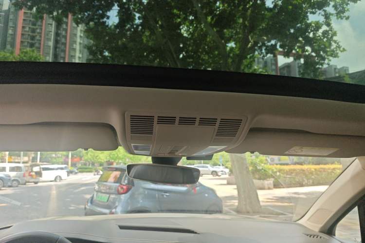 Used Volkswagen Touareg 2020 2.0 TSI RuiShang Edition China VI Standard Headliner