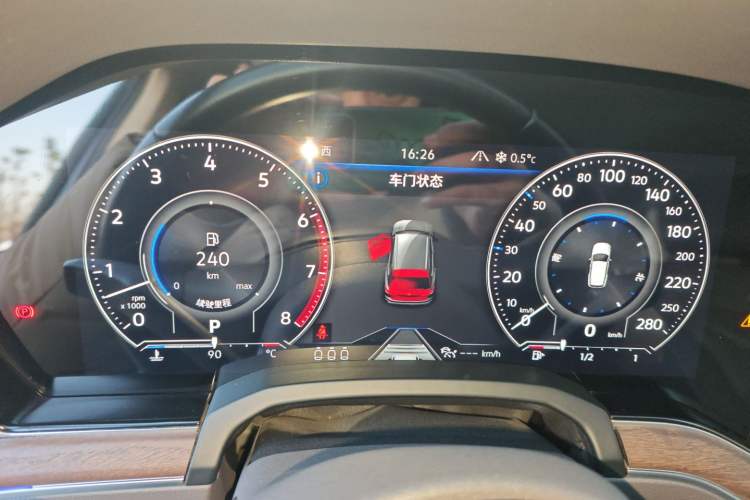 Used Volkswagen Touareg 2020 3.0 TSI Luxury Edition China VI Instrument Cluster