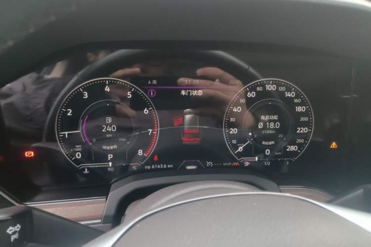 Used Volkswagen Touareg 2020 2.0 TSI RuiShang Edition China VI Standard Instrument Cluster