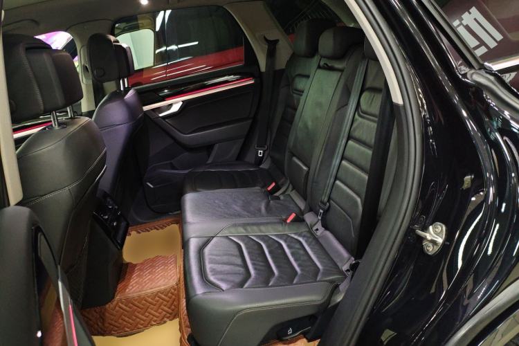 Used Volkswagen Touareg 2020 2.0 TSI RuiShang Edition China VI Standard Interior 4
