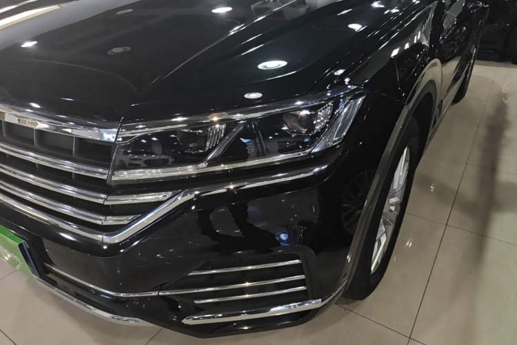 Used Volkswagen Touareg 2020 2.0 TSI RuiShang Edition China VI Standard Left Front Headlight