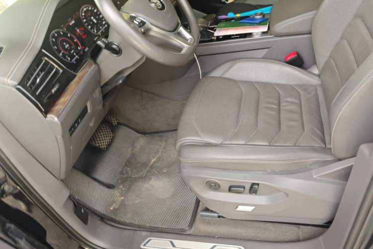 Used Volkswagen Touareg 2020 2.0 TSI RuiShang Edition China VI Standard Left Front Seat
