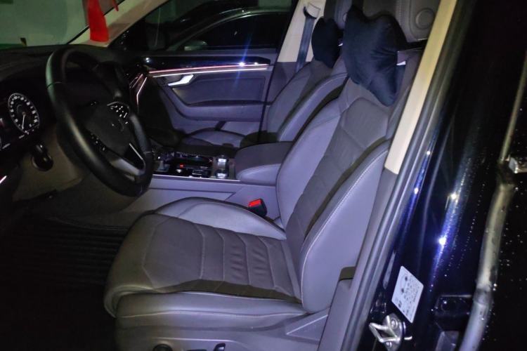 Used Volkswagen Touareg 2020 2.0 TSI RuiShang Edition China VI Standard Left Front Seat