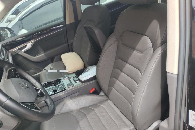 Used Volkswagen Touareg 2020 3.0 TSI Luxury Edition China VI Left Front Seat