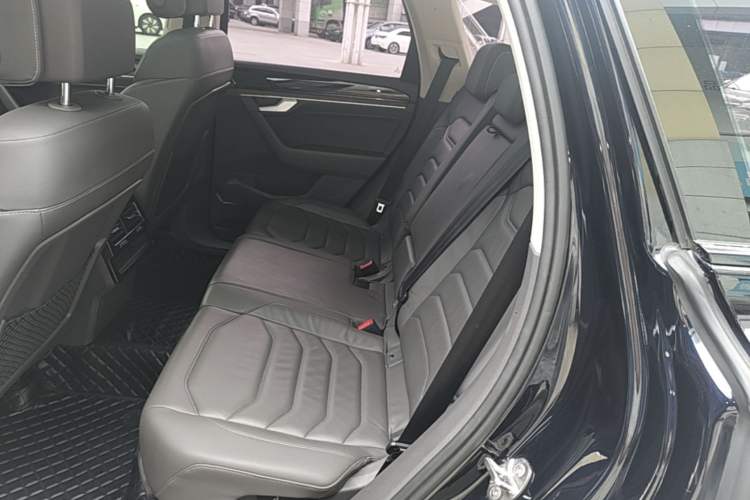 Used Volkswagen Touareg 2020 2.0 TSI RuiShang Edition China VI Standard Left Rear Seat