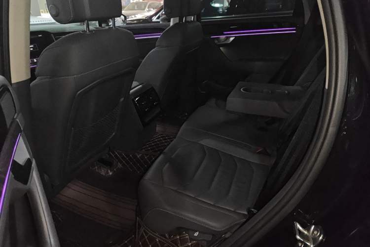 Used Volkswagen Touareg 2020 2.0 TSI RuiShang Edition China VI Standard Left Rear Seat