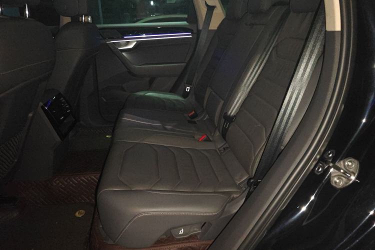 Used Volkswagen Touareg 2020 2.0 TSI RuiShang Edition China VI Standard Left Rear Seat