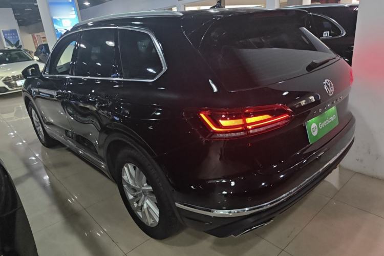 Used Volkswagen Touareg 2020 2.0 TSI RuiShang Edition China VI Standard Rear Left 45 Deg