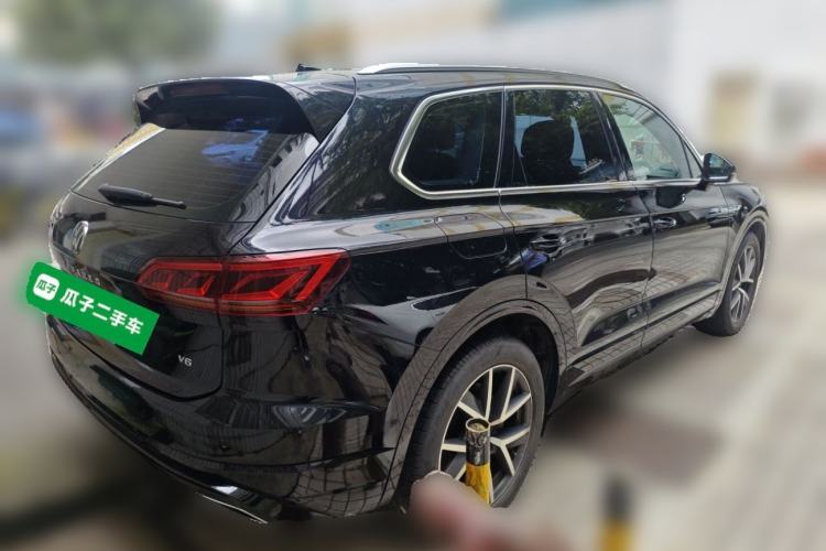 Used Volkswagen Touareg 2020 3.0 TSI Luxury Edition China VI Rear Right 45 Deg