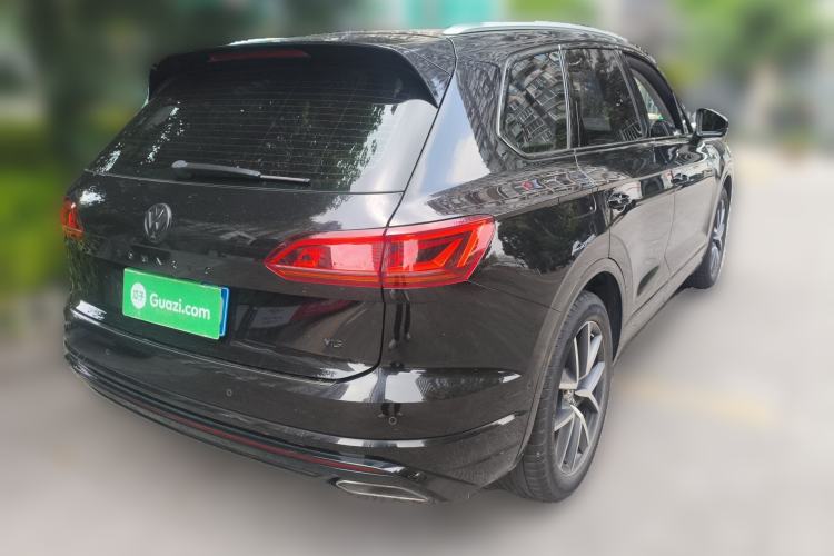Used Volkswagen Touareg 2020 3.0 TSI Luxury Edition China VI Rear Right 45 Deg