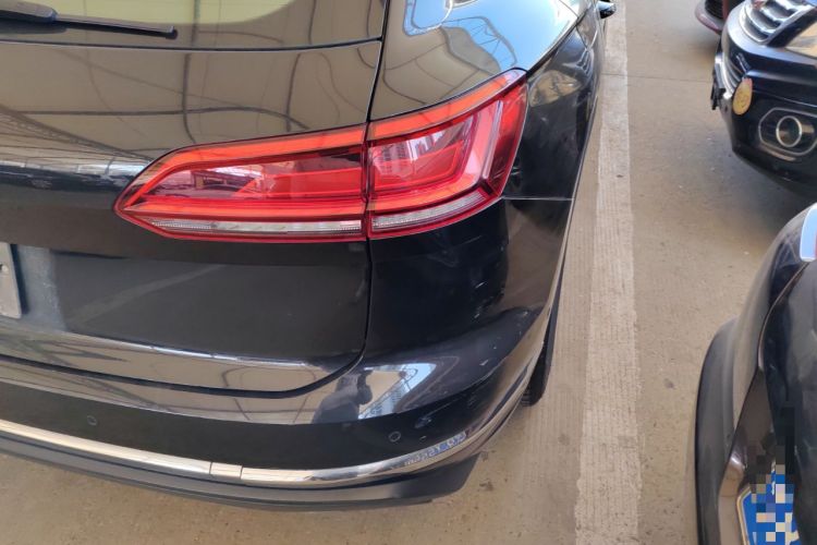 Used Volkswagen Touareg 2020 2.0 TSI RuiShang Edition China VI Standard Right Rear Taillight