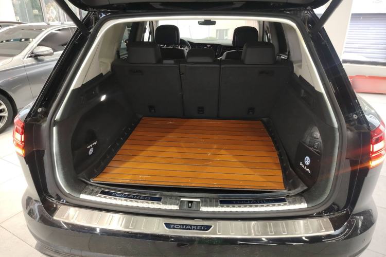 Used Volkswagen Touareg 2020 2.0 TSI RuiShang Edition China VI Standard Trunk