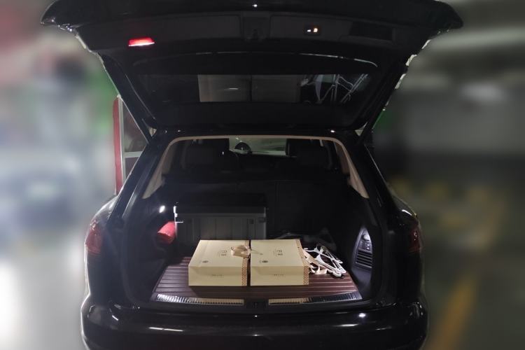 Used Volkswagen Touareg 2020 3.0 TSI Luxury Edition China VI Trunk