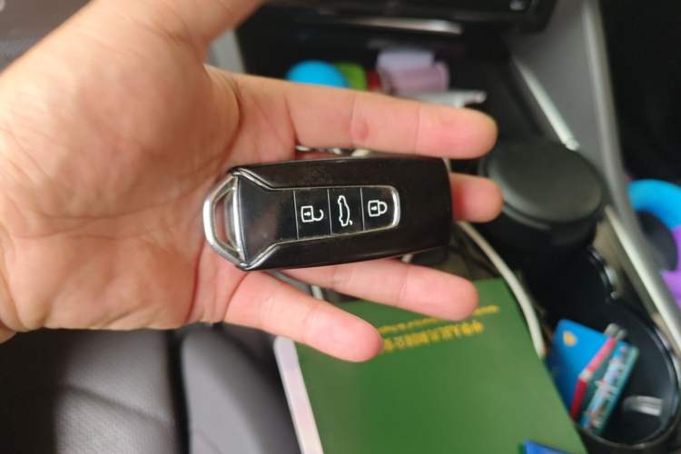 Used Volkswagen Touareg 2020 2.0 TSI RuiShang Edition China VI Standard Vehicle Key