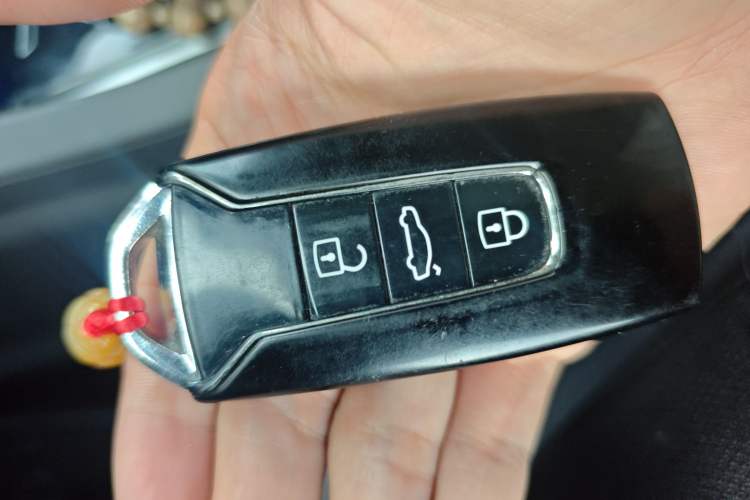 Used Volkswagen Touareg 2020 2.0 TSI RuiShang Edition China VI Standard Vehicle Key