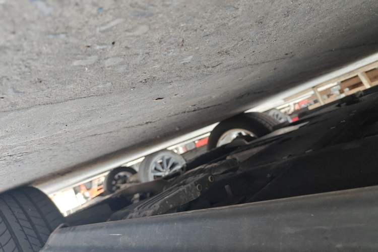 Used Volkswagen Touareg 2020 2.0 TSI RuiShang Edition China VI Standard Chassis Rear Left