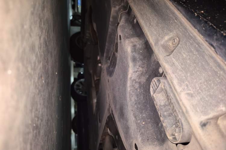 Used Volkswagen Touareg 2020 2.0 TSI RuiShang Edition China VI Standard Chassis Rear Left