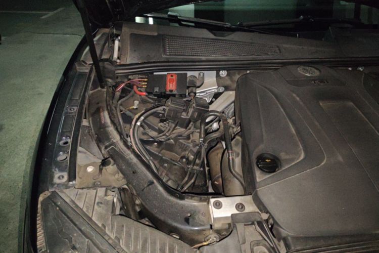 Used Volkswagen Touareg 2020 2.0 TSI RuiShang Edition China VI Standard Engine Bay Right
