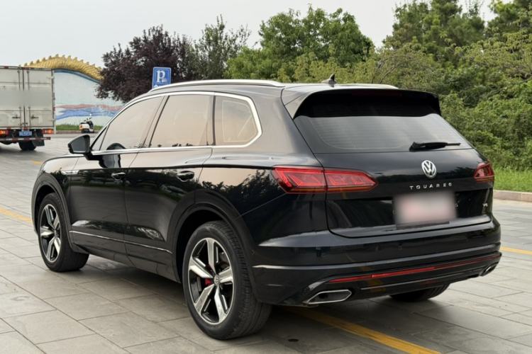 Used Volkswagen Touareg 2020 3.0 TSI Luxury Edition China VI Exterior 3