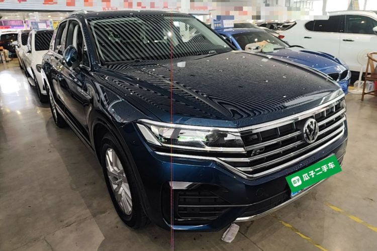 Used Volkswagen Touareg 2020 2.0 TSI RuiShang Edition China VI Standard Front Right 45 Deg