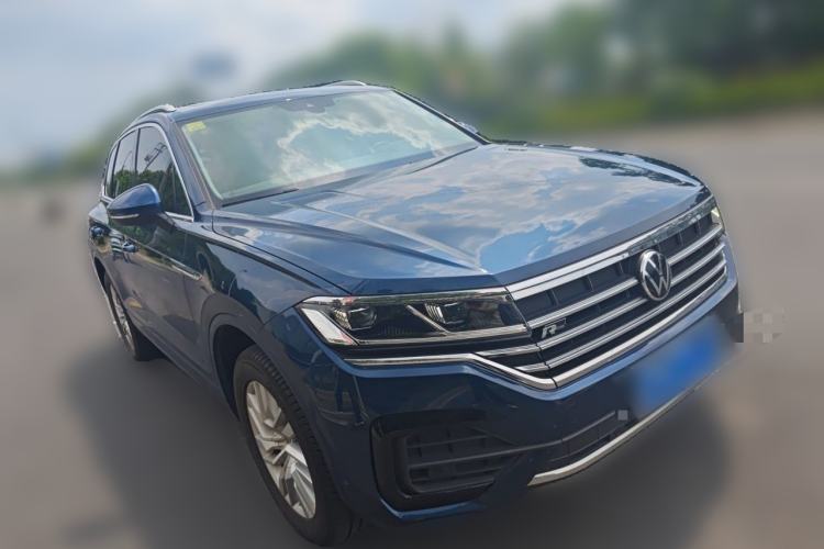 Used Volkswagen Touareg 2020 2.0 TSI RuiShang Edition China VI Standard Front Right 45 Deg