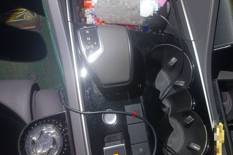 Used Volkswagen Touareg 2020 2.0 TSI RuiShang Edition China VI Standard Gear Lever