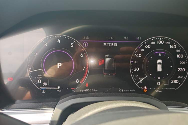 Used Volkswagen Touareg 2020 2.0 TSI RuiShang Edition China VI Standard Instrument Cluster