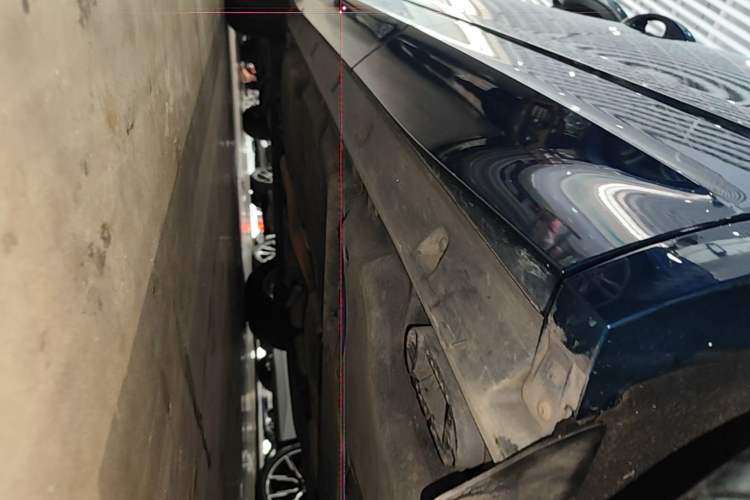 Used Volkswagen Touareg 2020 2.0 TSI RuiShang Edition China VI Standard Left Side Sill