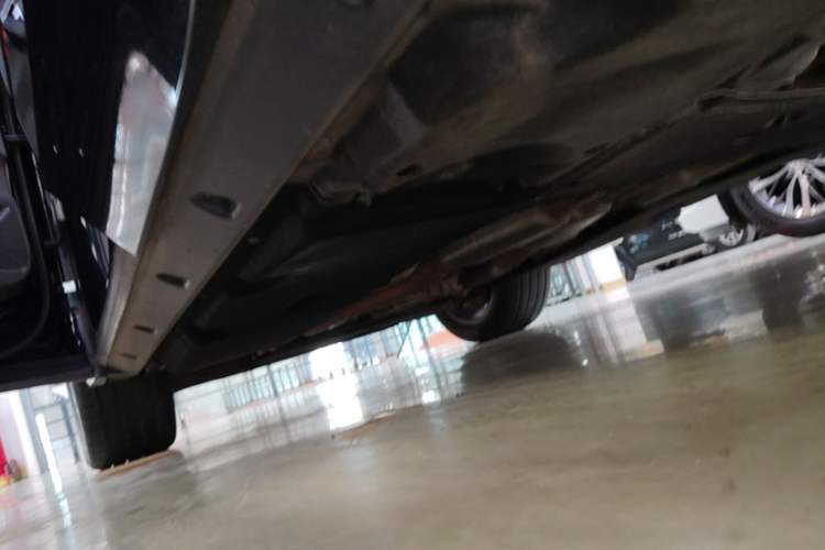 Used Volkswagen Touareg 2020 3.0 TSI Luxury Edition China VI Left Side Sill