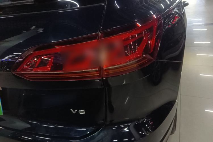 Used Volkswagen Touareg 2020 3.0 TSI Luxury Edition China VI Right Rear Taillight