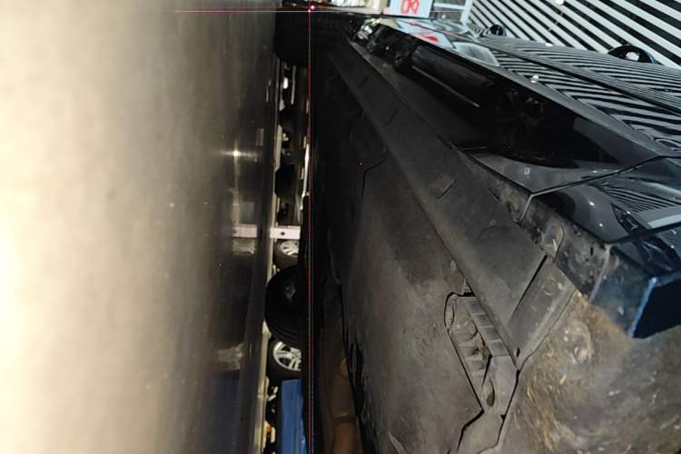 Used Volkswagen Touareg 2020 2.0 TSI RuiShang Edition China VI Standard Right Side Sill