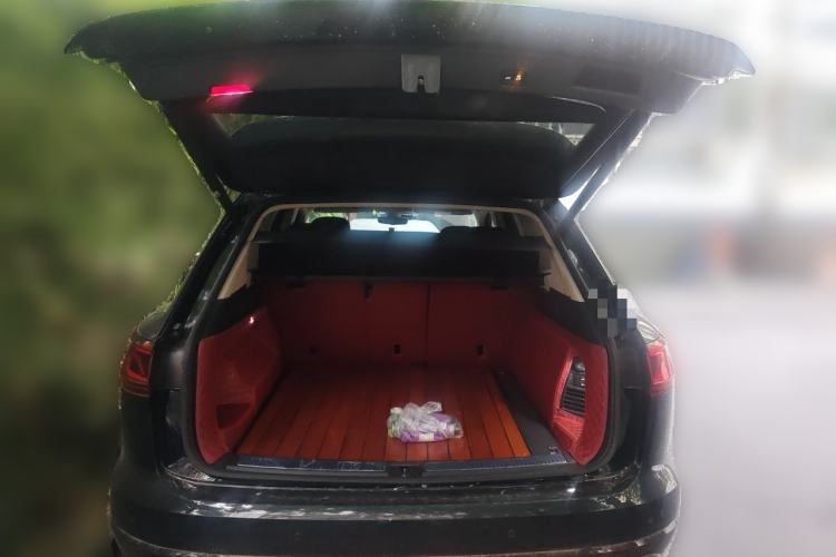 Used Volkswagen Touareg 2020 3.0 TSI Luxury Edition China VI Trunk
