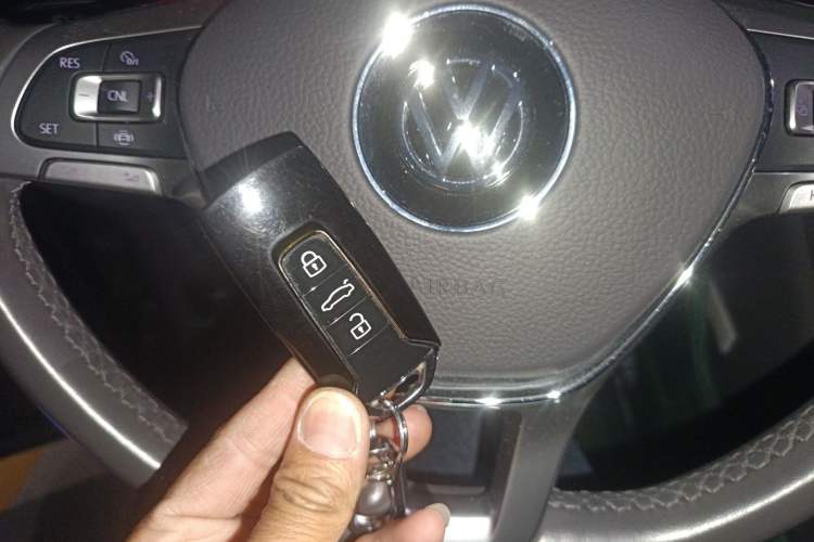 Used Volkswagen Touareg 2020 2.0 TSI RuiShang Edition China VI Standard Vehicle Key
