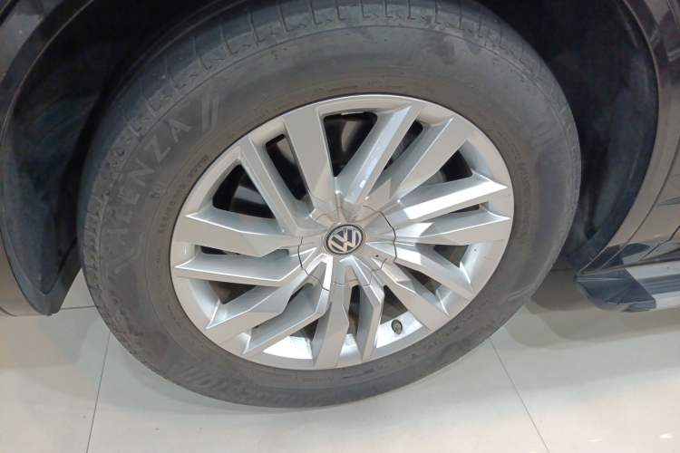 Used Volkswagen Touareg 2020 2.0 TSI RuiShang Edition China VI Standard Exterior 4