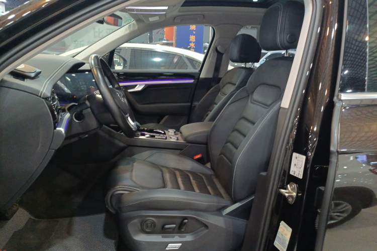 Used Volkswagen Touareg 2020 2.0 TSI RuiShang Edition China VI Standard Left Front Seat