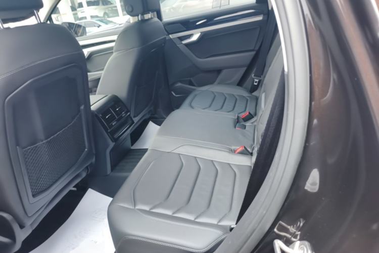 Used Volkswagen Touareg 2020 3.0 TSI Luxury Edition China VI Left Rear Seat