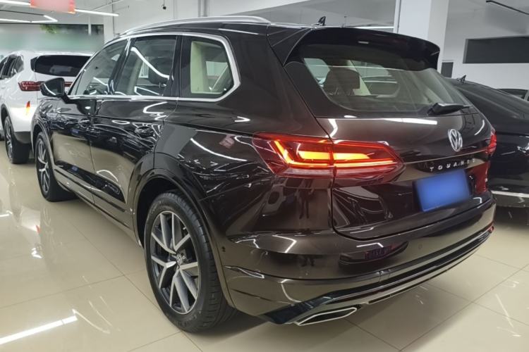 Used Volkswagen Touareg 2020 3.0 TSI Luxury Edition China VI Rear Left 45 Deg
