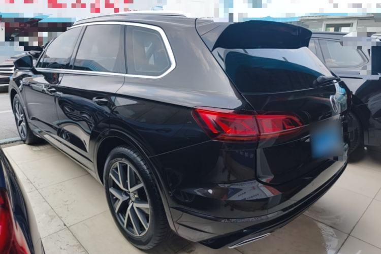 Used Volkswagen Touareg 2020 3.0 TSI Luxury Edition China VI Rear Left 45 Deg