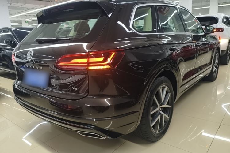Used Volkswagen Touareg 2020 3.0 TSI Luxury Edition China VI Rear Right 45 Deg