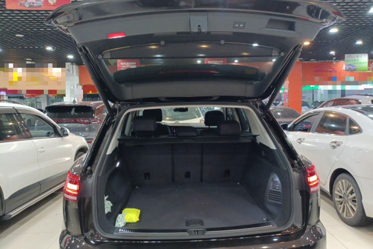 Used Volkswagen Touareg 2020 2.0 TSI RuiShang Edition China VI Standard Trunk