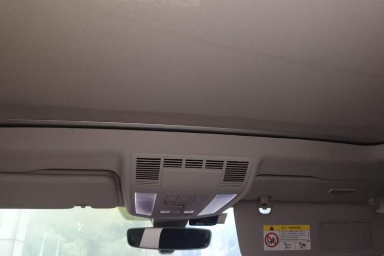 Used Volkswagen Touareg 2020 3.0 TSI Luxury Edition China VI Headliner