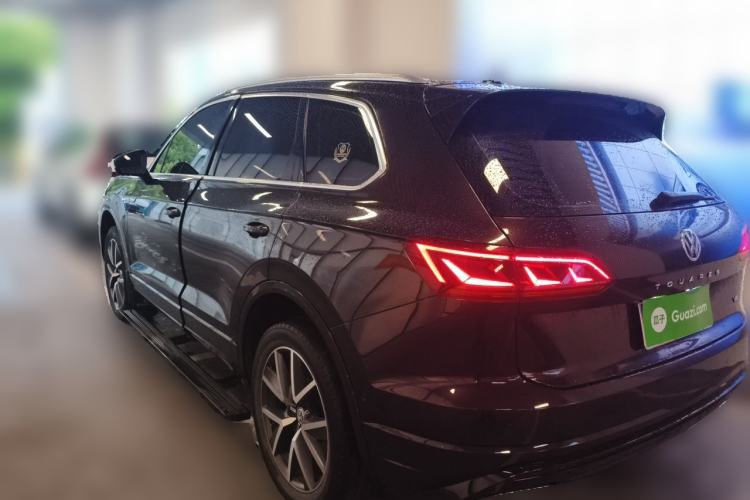 Used Volkswagen Touareg 2020 3.0 TSI Luxury Edition China VI Rear Left 45 Deg