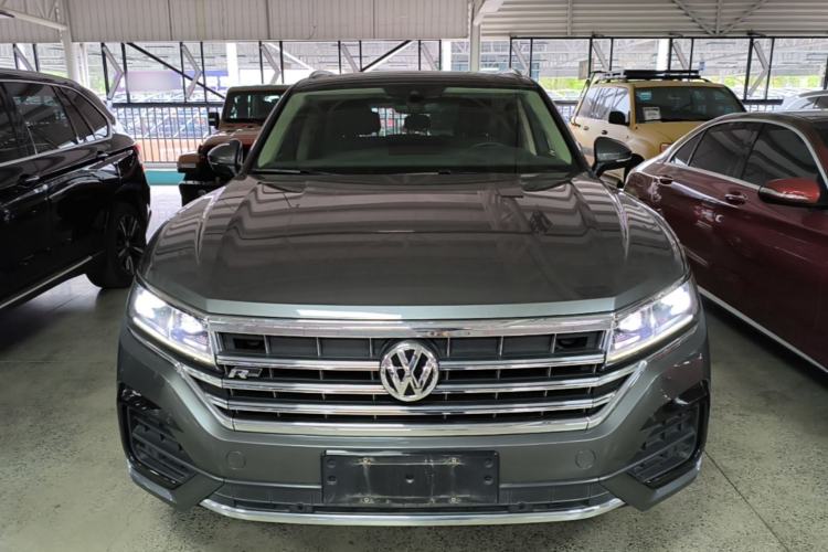 Used Volkswagen Touareg 2020 2.0 TSI RuiShang Edition China VI Standard Front