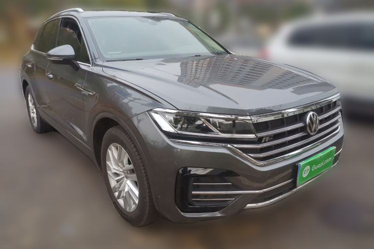 Used Volkswagen Touareg 2020 2.0 TSI RuiShang Edition China VI Standard Front Right 45 Deg