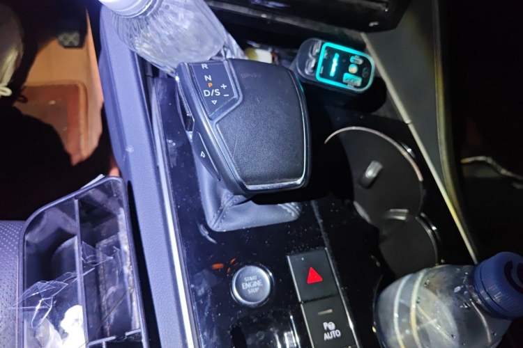 Used Volkswagen Touareg 2020 3.0 TSI Luxury Edition China VI Gear Lever